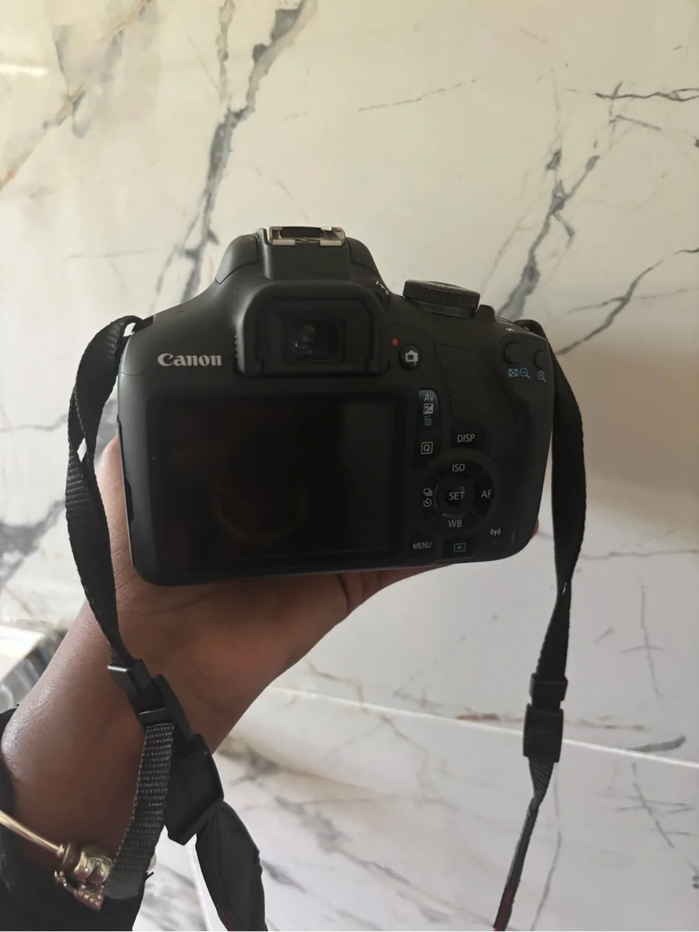 Canon EOS Rebel T7 DSLR Camera EF-S 18-55mm f/3.5-5.6 IS I|